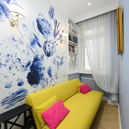 Апартаменты Art Deluxe By Oneapartments Premium